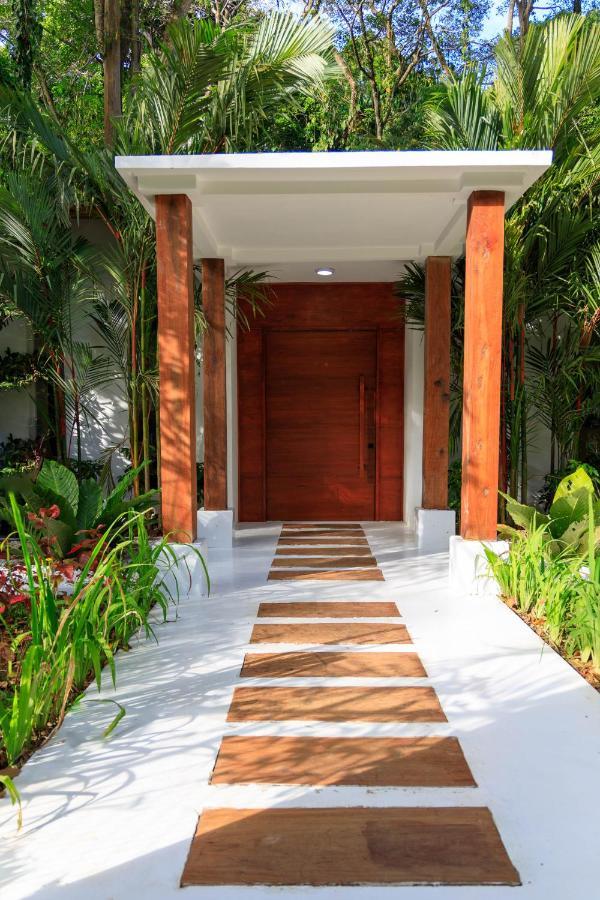 Gigi Brown Villa Frida Beachfront Puerto Viejo de Talamanca Zewnętrze zdjęcie
